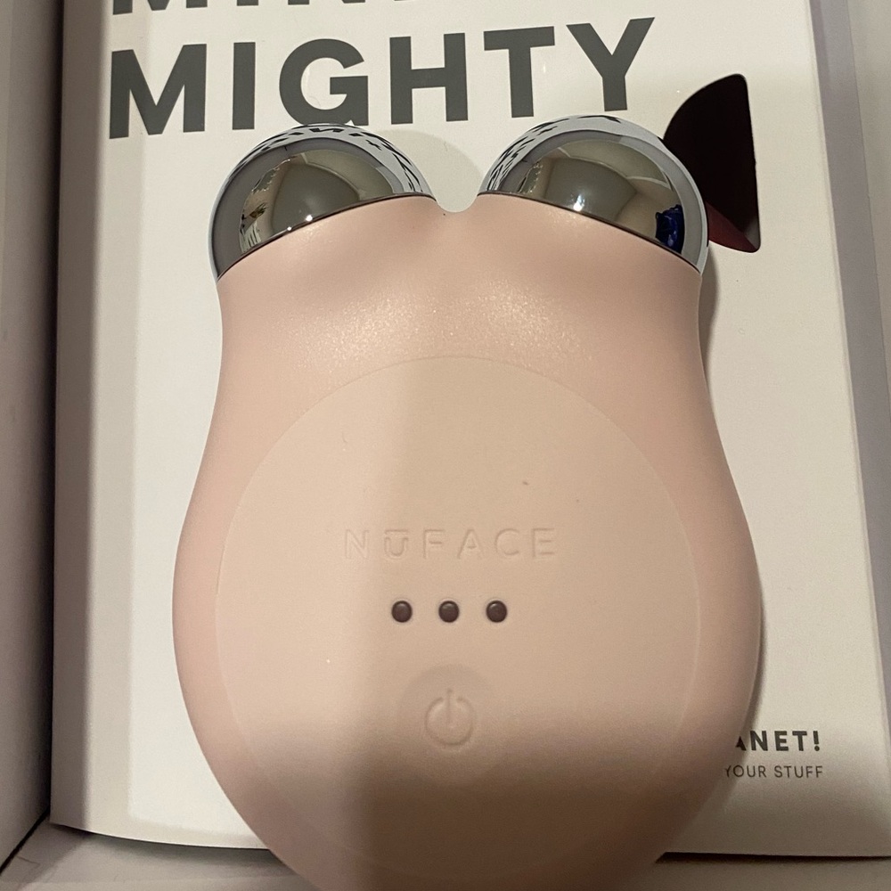 NuFace Skincare Device - Pink and Silver